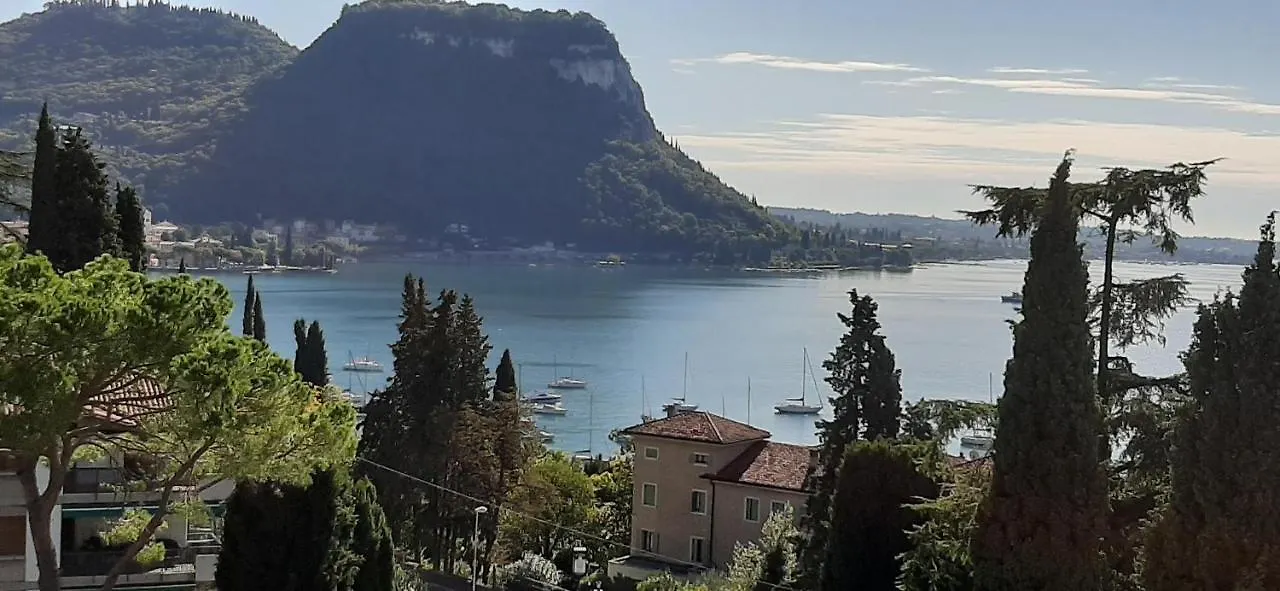 Garda Lake And Swimming Pool Apartment Italy
