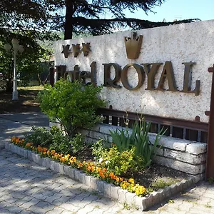 Royal Hotel